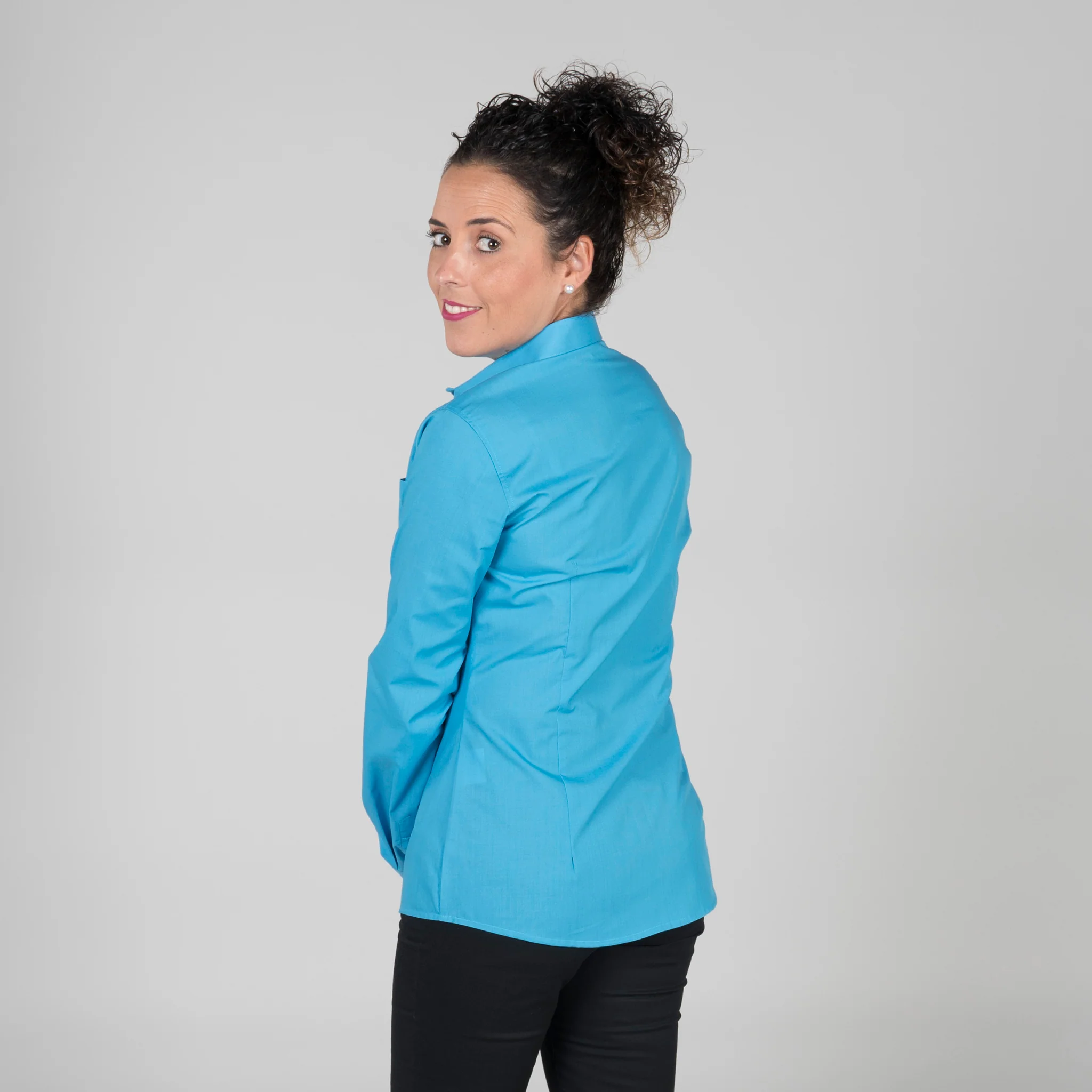 BLUSA MUJER BOTON OCULTO M/L - Image 9