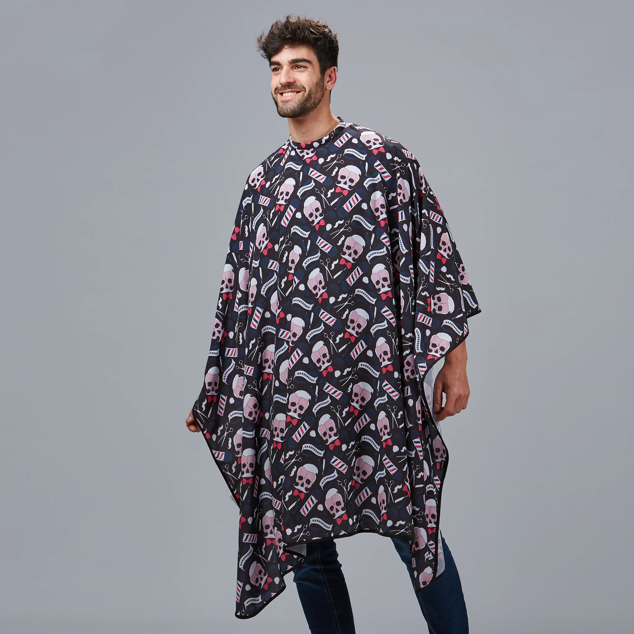 CAPA DE PELUQUERIA ESTAMPADA