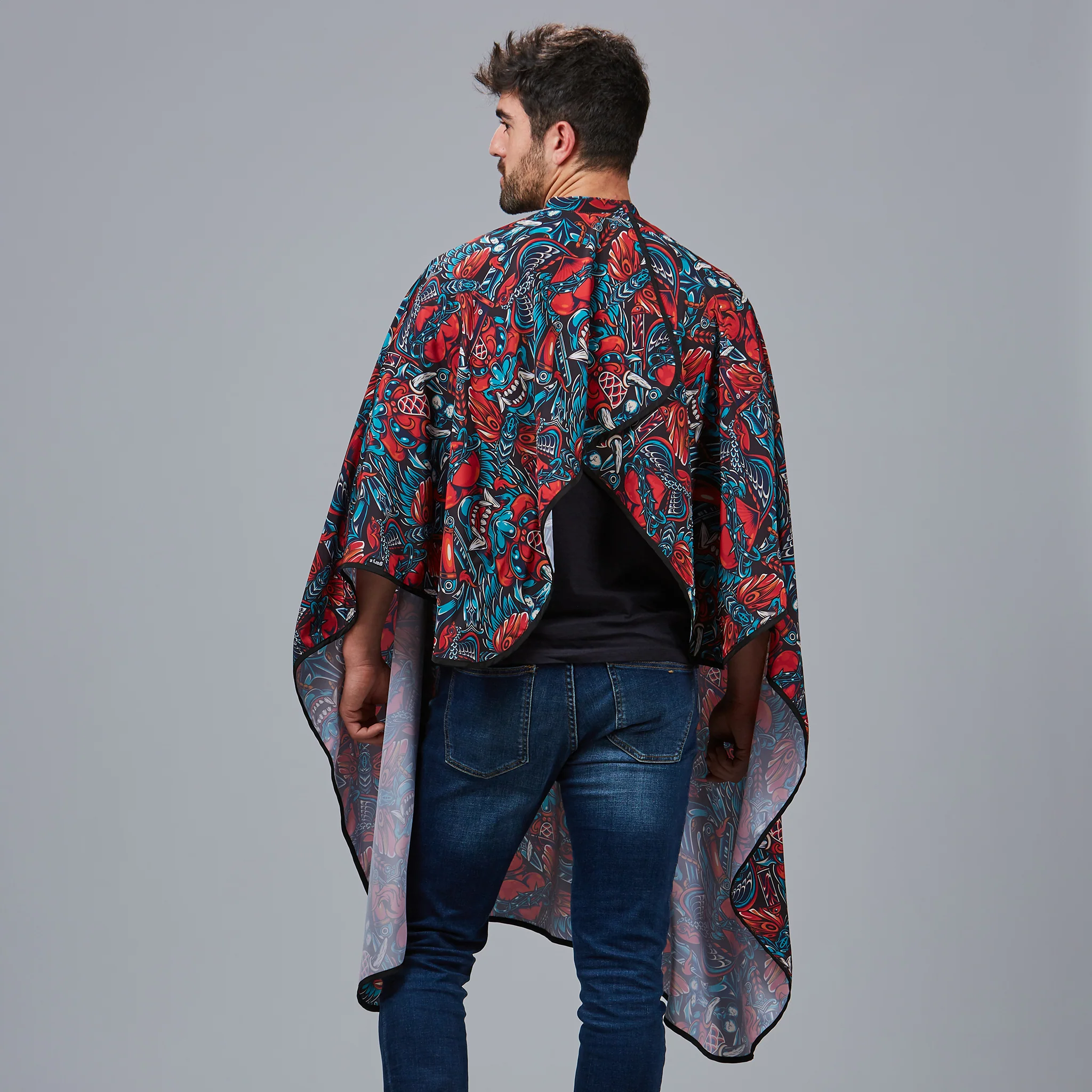 CAPA DE PELUQUERIA ESTAMPADA - Image 4